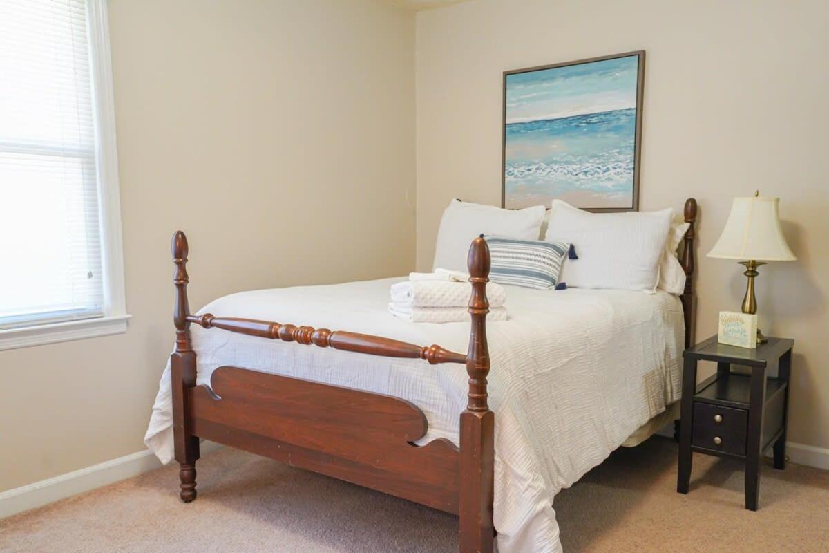 2Br Pet Friendly Home In Sneads Ferry With Parking Esterno foto