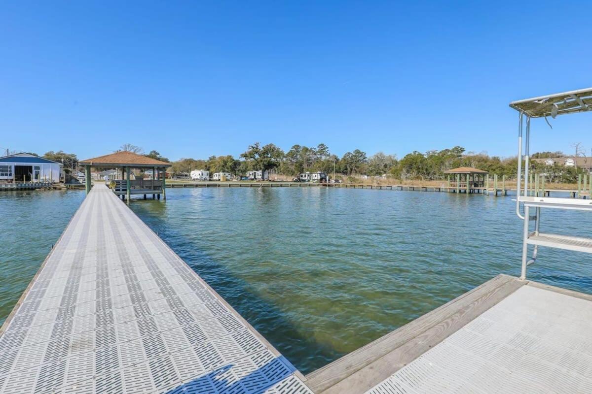 2Br Pet Friendly Home In Sneads Ferry With Parking Esterno foto