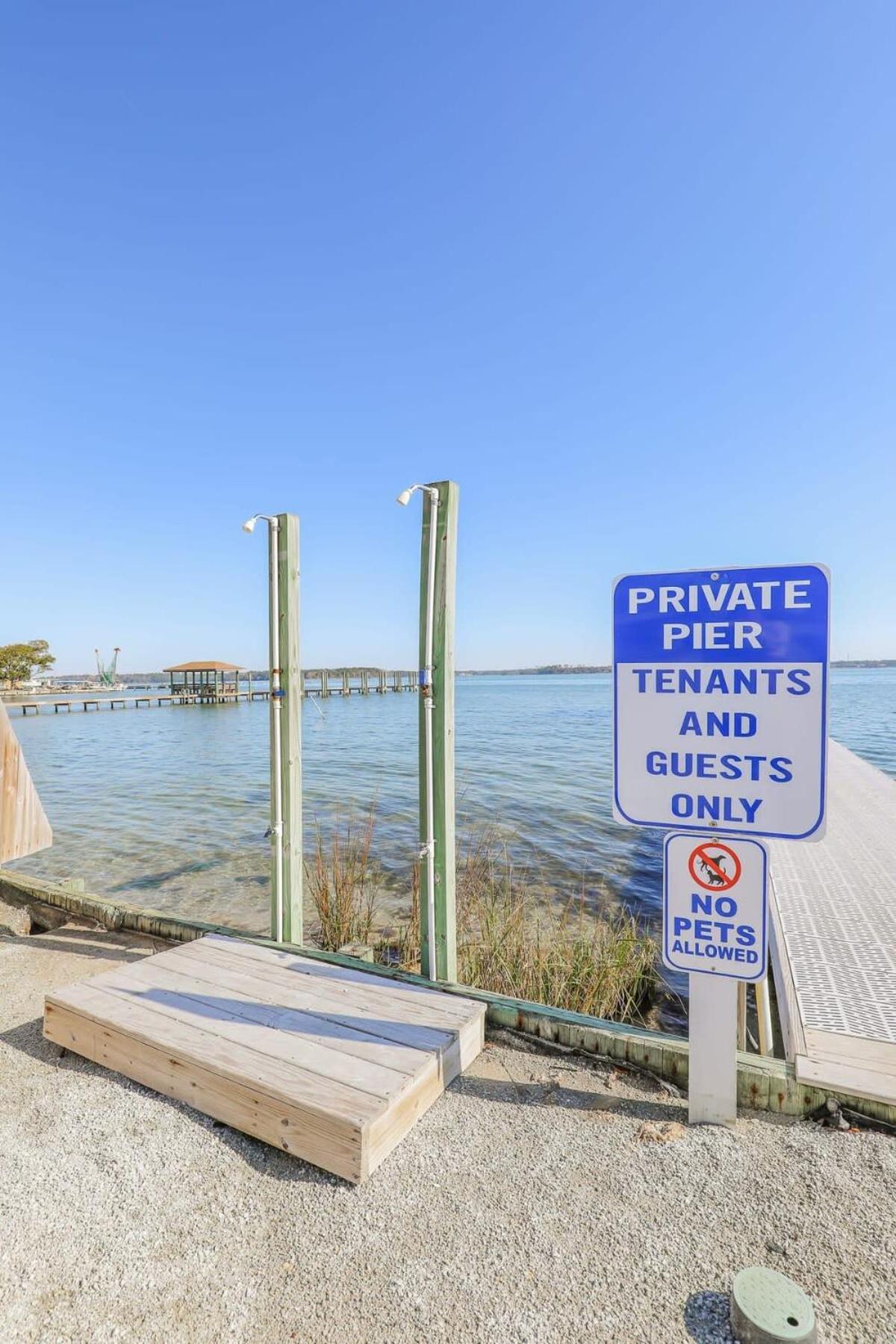 2Br Pet Friendly Home In Sneads Ferry With Parking Esterno foto