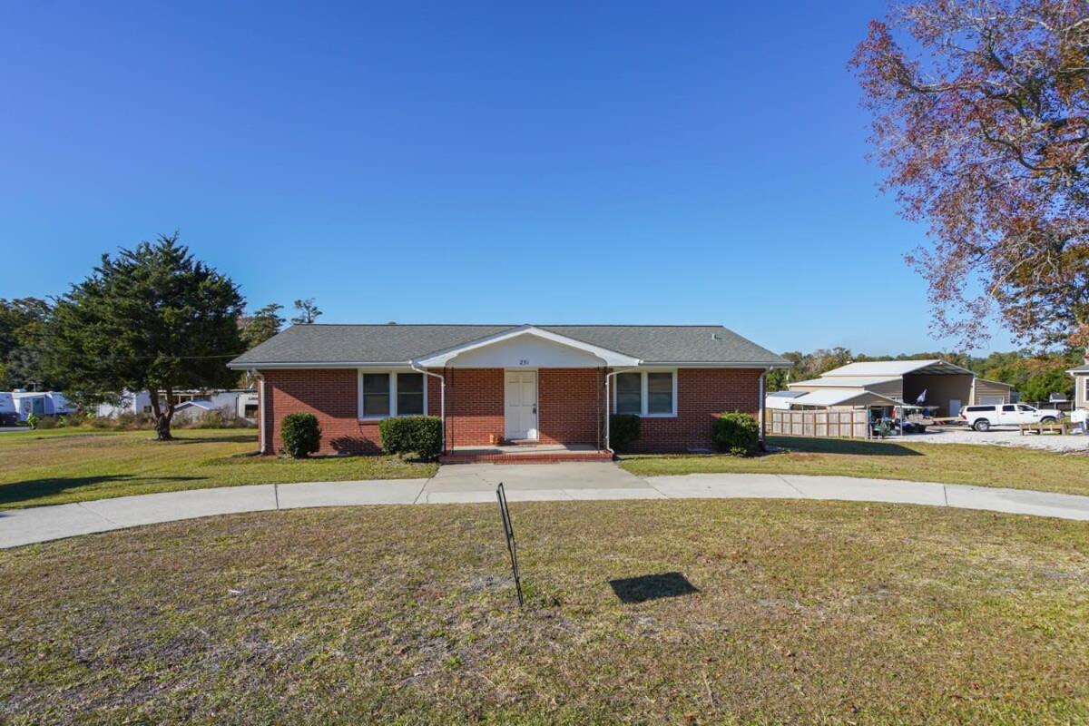 2Br Pet Friendly Home In Sneads Ferry With Parking Esterno foto